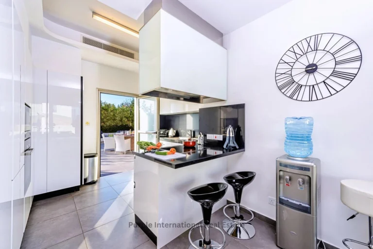 Cheap Houses and Villas for Sale Famagusta up to 1000000 euro