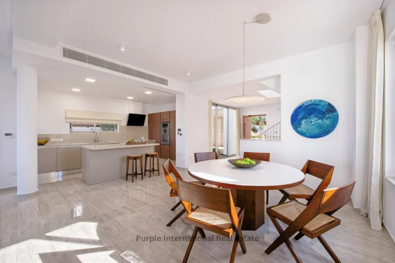 4 Bedroom House for Sale in Latchi (Lakki / Latsi), Paphos District