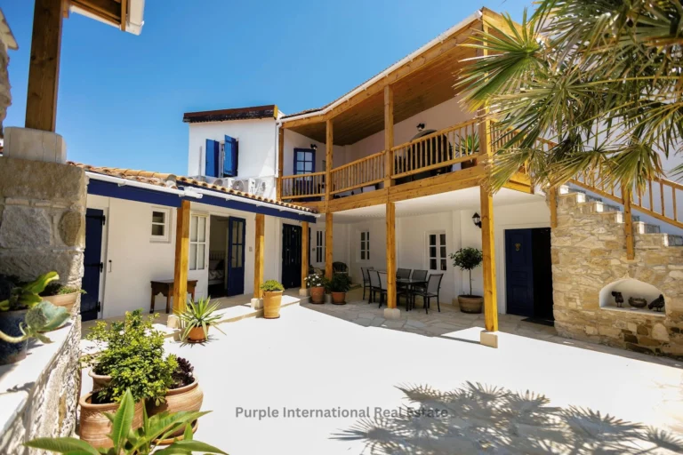 5 Bedroom House for Sale in Maroni, Larnaca District