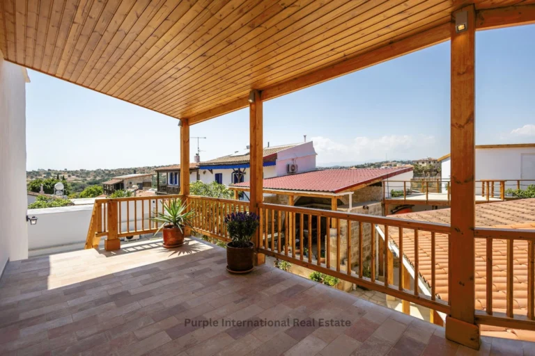 5 Bedroom House for Sale in Maroni, Larnaca District
