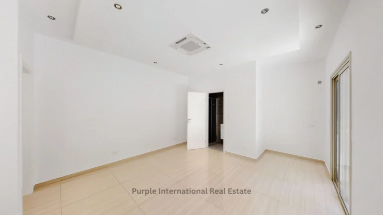 4 Bedroom House for Sale in Kissonerga, Paphos District