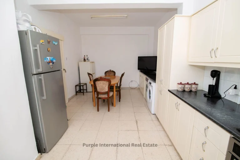 Cheap Houses and Villas for Sale Larnaca up to 300000 euro