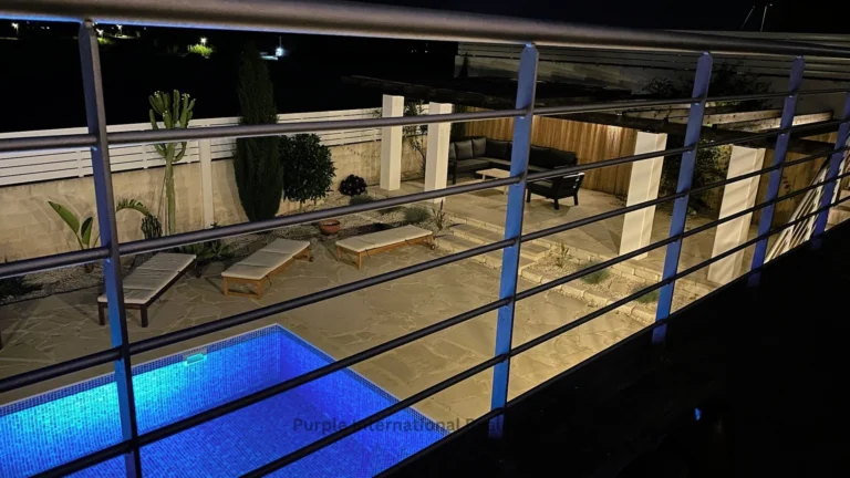 5 Bedroom House for Sale in Aradippou, Larnaca District