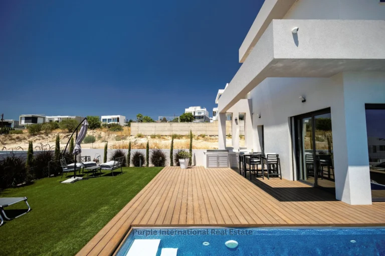 4 Bedroom House for Sale in Limassol – Agios Athanasios