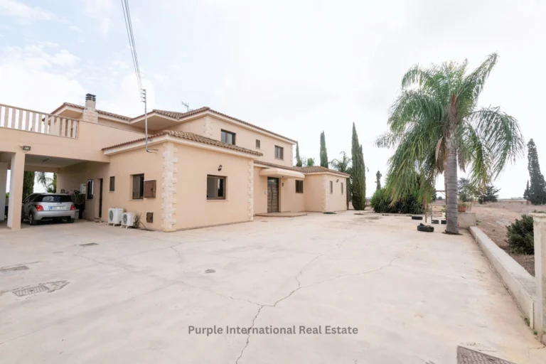5 Bedroom House for Sale in Liopetri, Famagusta District