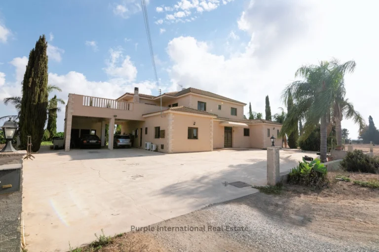 5 Bedroom House for Sale in Liopetri, Famagusta District
