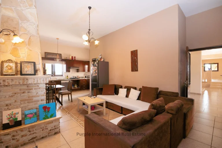 5 Bedroom House for Sale in Liopetri, Famagusta District