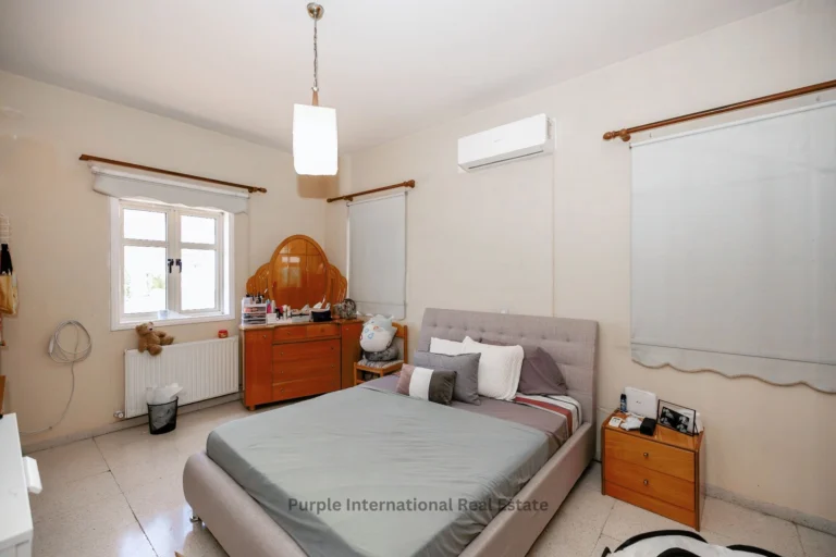 4 Bedroom House for Sale in Aradippou, Larnaca District