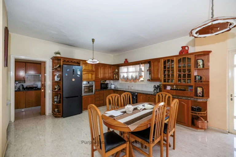 4 Bedroom House for Sale in Aradippou, Larnaca District