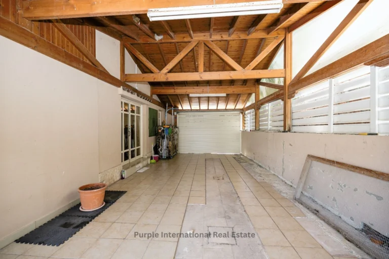 4 Bedroom House for Sale in Aradippou, Larnaca District
