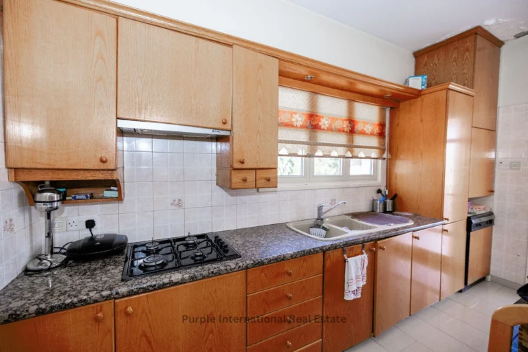 4 Bedroom House for Sale in Aradippou, Larnaca District