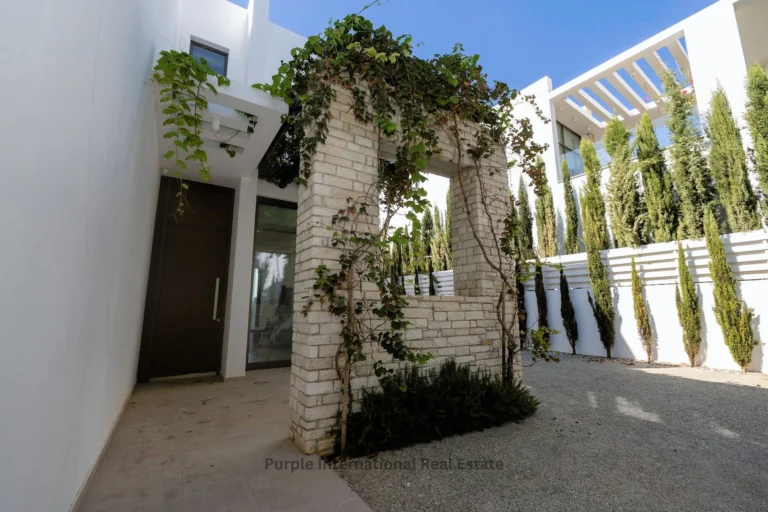 5 Bedroom House for Sale in Paphos District
