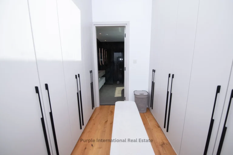 5 Bedroom House for Sale in Armou, Paphos District