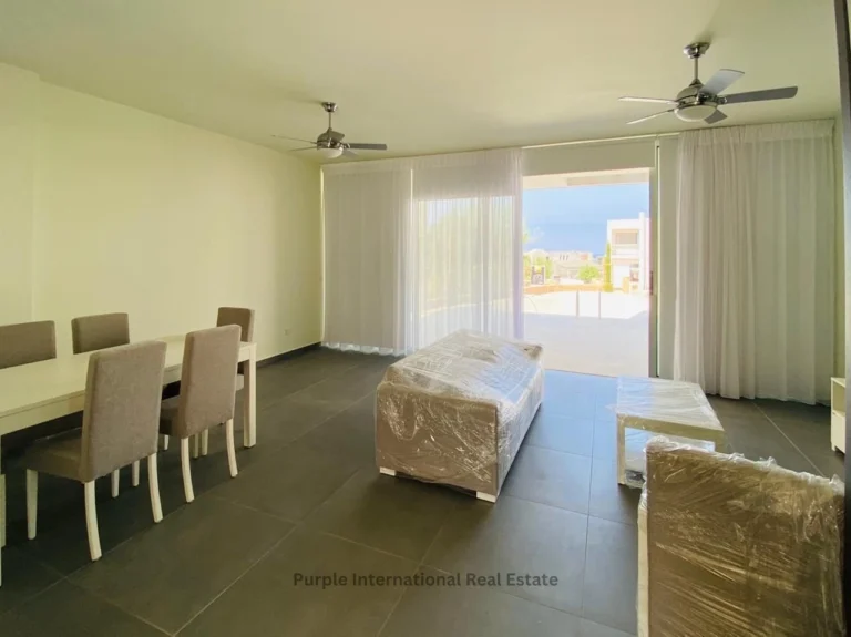 3 Bedroom House for Sale in Chlorakas, Paphos District