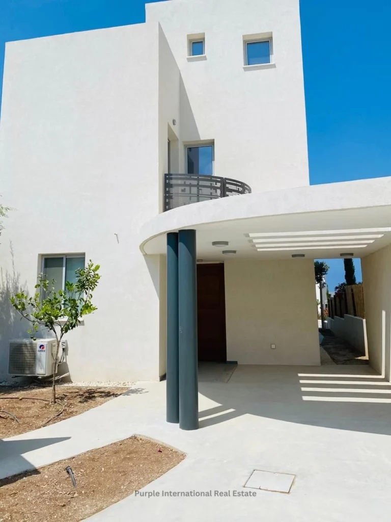 3 Bedroom House for Sale in Chlorakas, Paphos District