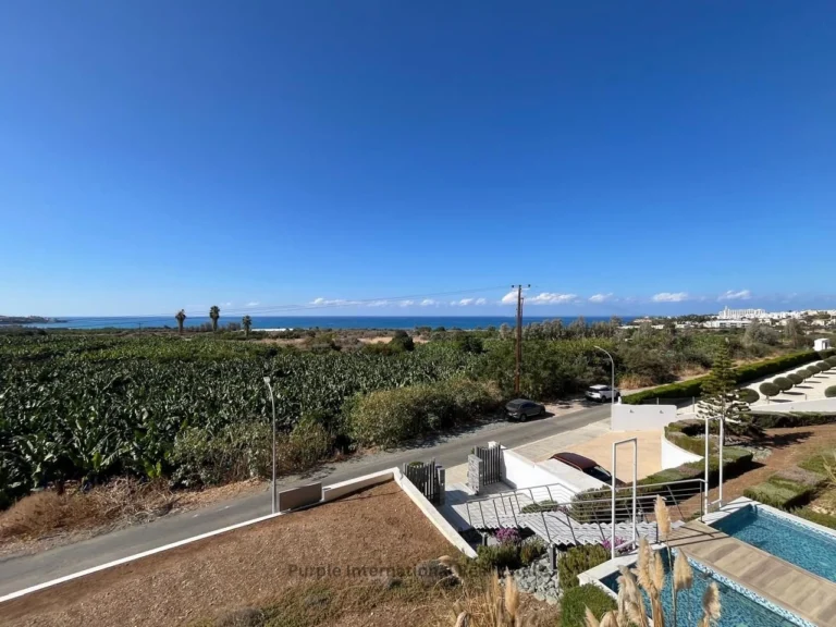 540m² House for Sale in Peyia, Paphos District