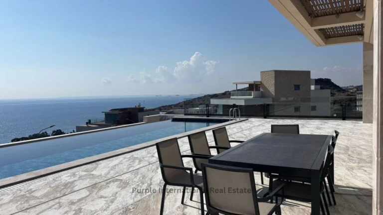 3 Bedroom House for Sale in Agios Tychonas, Limassol District