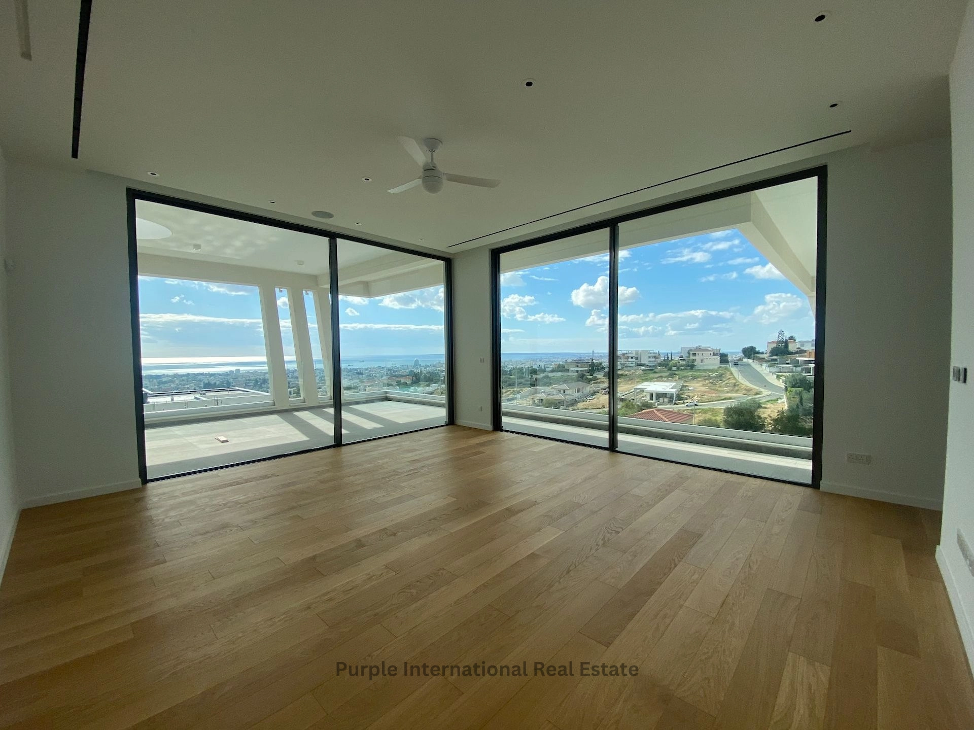1000m² House for Sale in Germasogeia, Limassol District