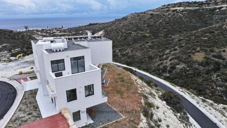 737m² House for Sale in Agios Tychonas, Limassol District