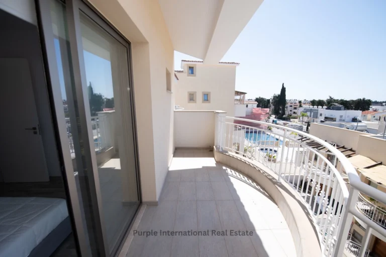 2 Bedroom House for Sale in Paphos – Universal