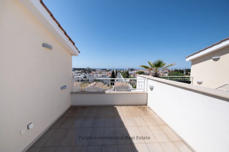 2 Bedroom House for Sale in Paphos – Universal