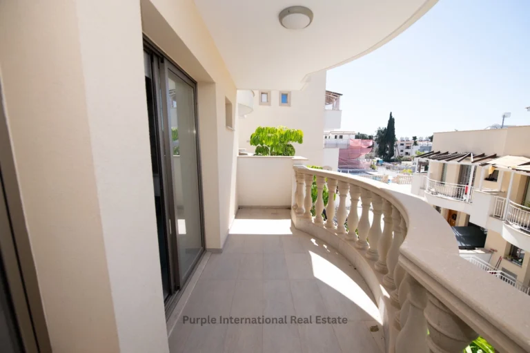 2 Bedroom House for Sale in Paphos – Universal