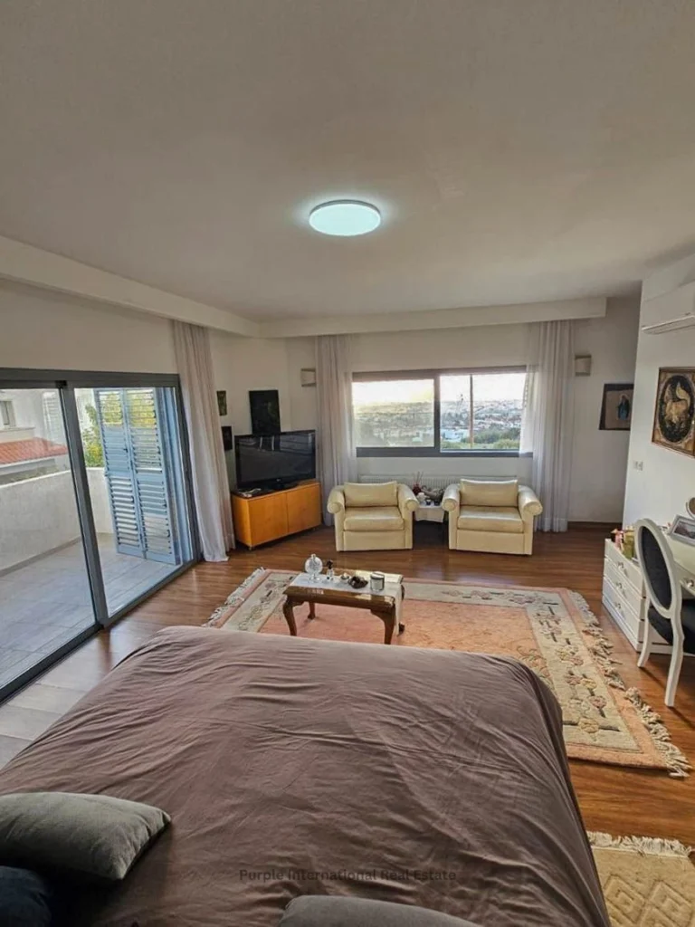 420m² House for Sale in Konia, Paphos District