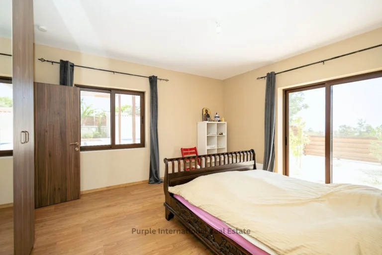 5 Bedroom House for Sale in Souni, Limassol District
