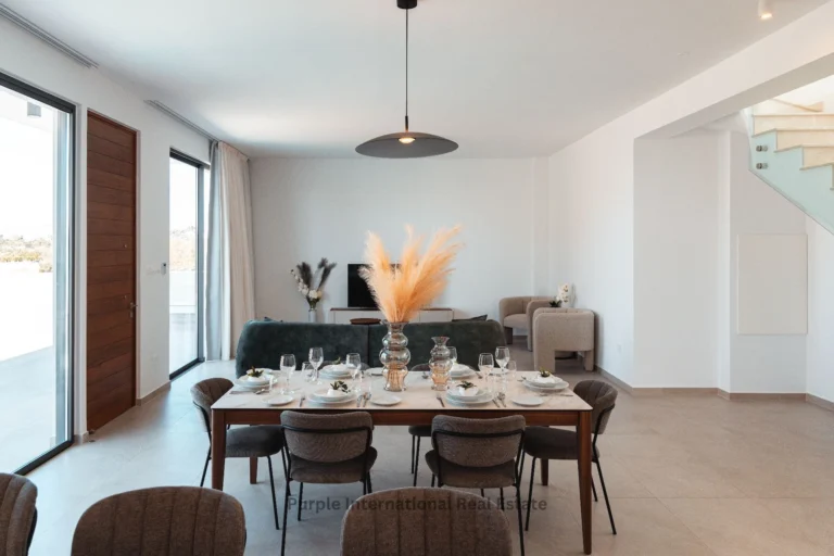 3 Bedroom House for Sale in Chlorakas, Paphos District