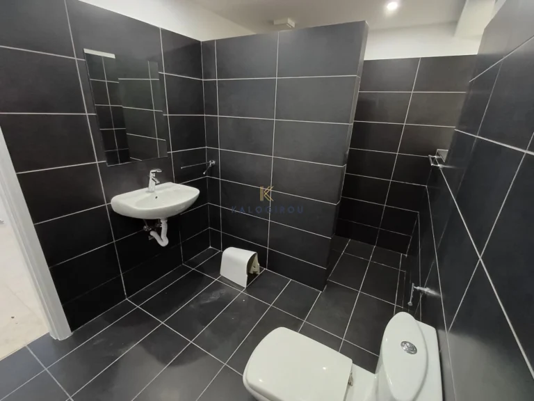 5 Bedroom House for Sale in Oroklini, Larnaca District