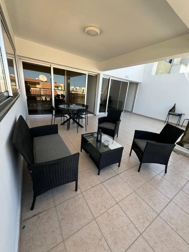 2 Bedroom Apartment for Rent in Paphos – Universal