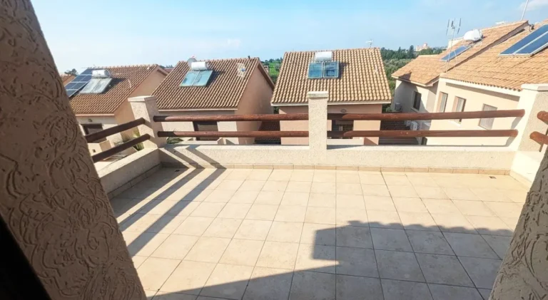 3 Bedroom House for Sale in Kolossi, Limassol District