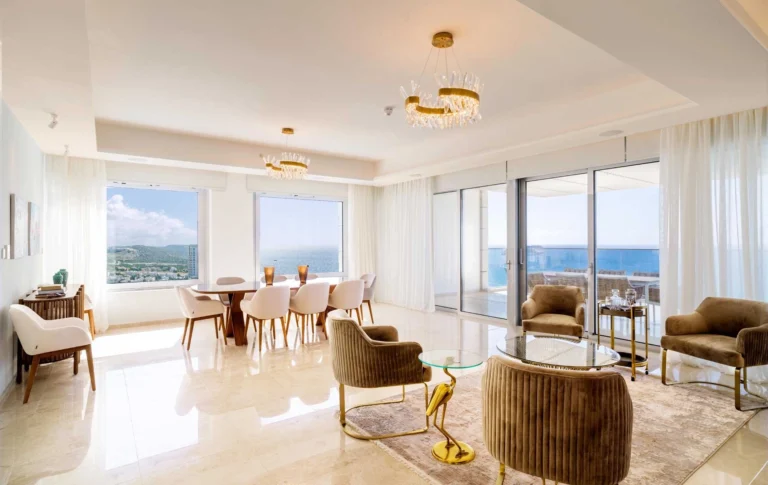 4 Bedroom Apartment for Rent in Parekklisia Tourist Area, Limassol District
