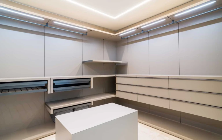 4 Bedroom Apartment for Rent in Parekklisia Tourist Area, Limassol District