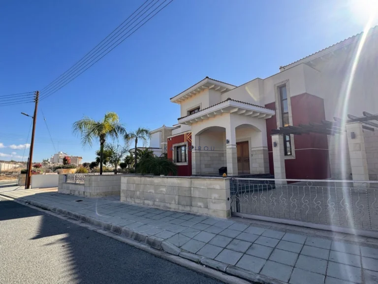 5 Bedroom House for Sale in Limassol District