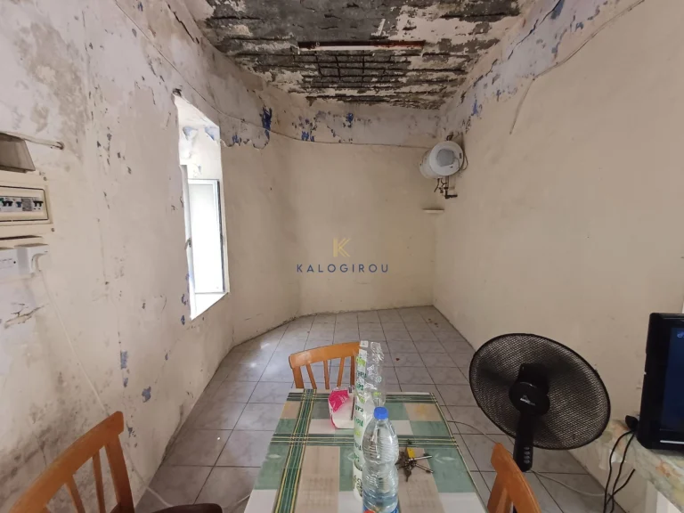 Cheap Houses and Villas for Sale Larnaca up to 200000 euro