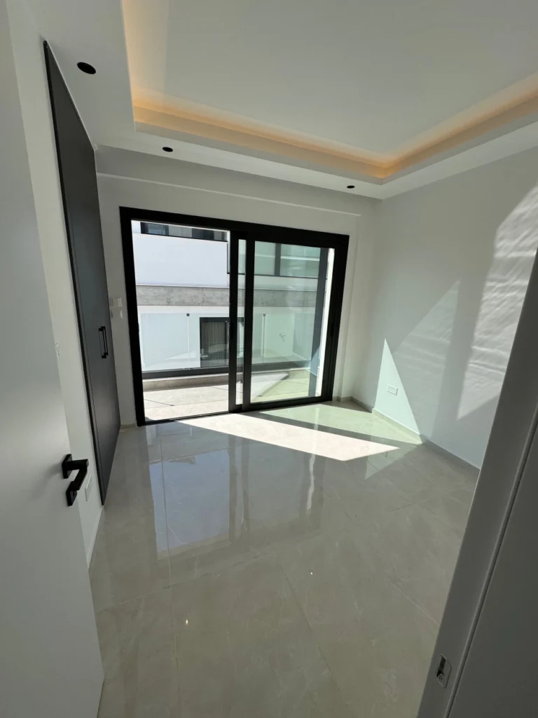 3 Bedroom Apartment for Sale in Larnaca – Agios Nikolaos, Limassol District