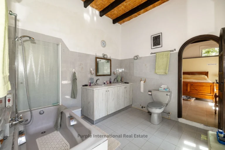 3 Bedroom House for Sale in Tochni, Larnaca District