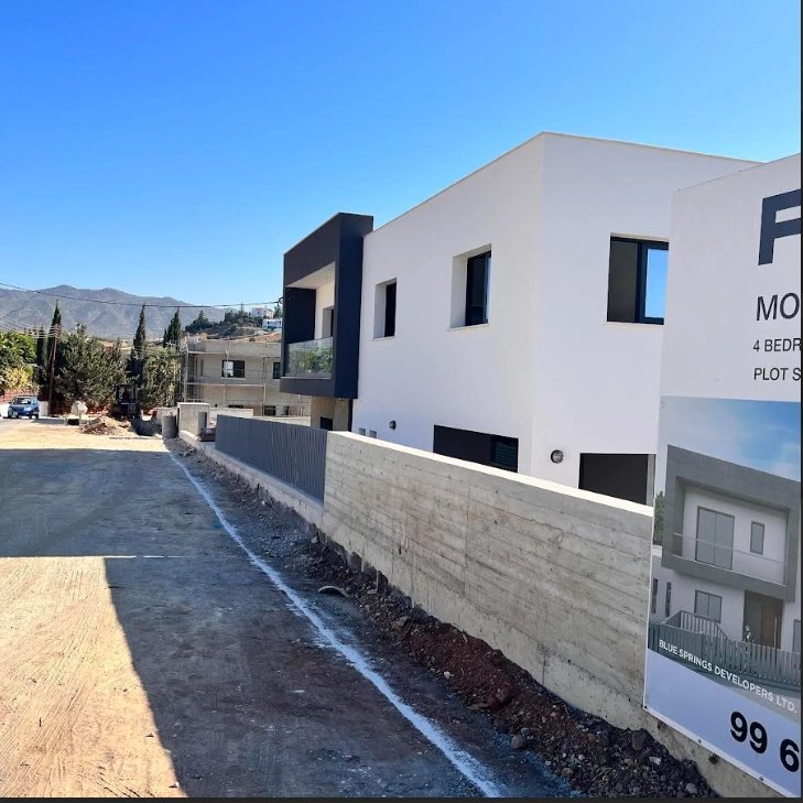 3 Bedroom House for Sale in Pyrgos Lemesou, Limassol District