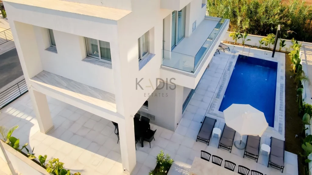 4 Bedroom House for Sale in Famagusta – Agia Napa