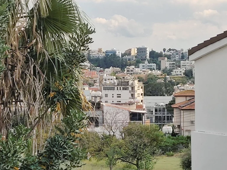 Cheap Houses and Villas for Sale Nicosia up to 800000 euro