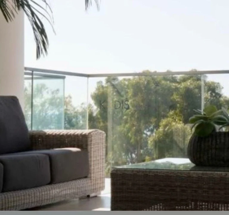4 Bedroom Apartment for Rent in Agios Tychonas, Limassol District