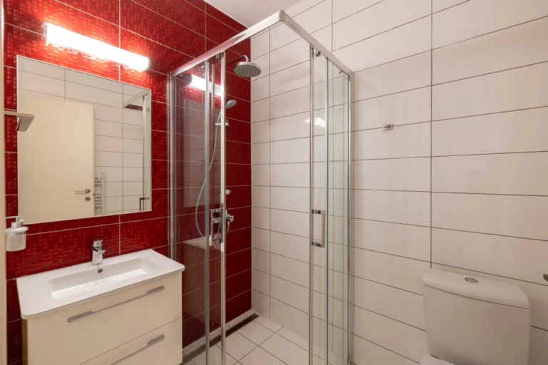 5 Bedroom House for Sale in Kissonerga, Paphos District