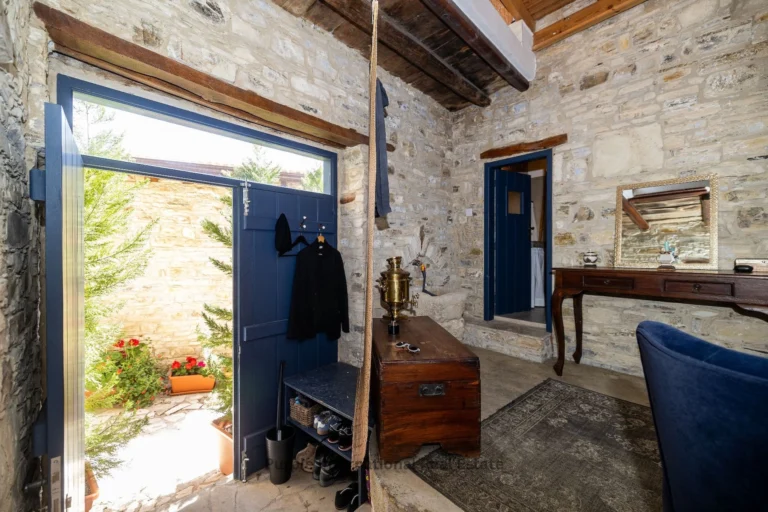 3 Bedroom House for Sale in Pano Lefkara, Larnaca District