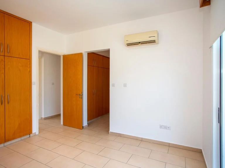4 Bedroom House for Sale in Argaka, Paphos District