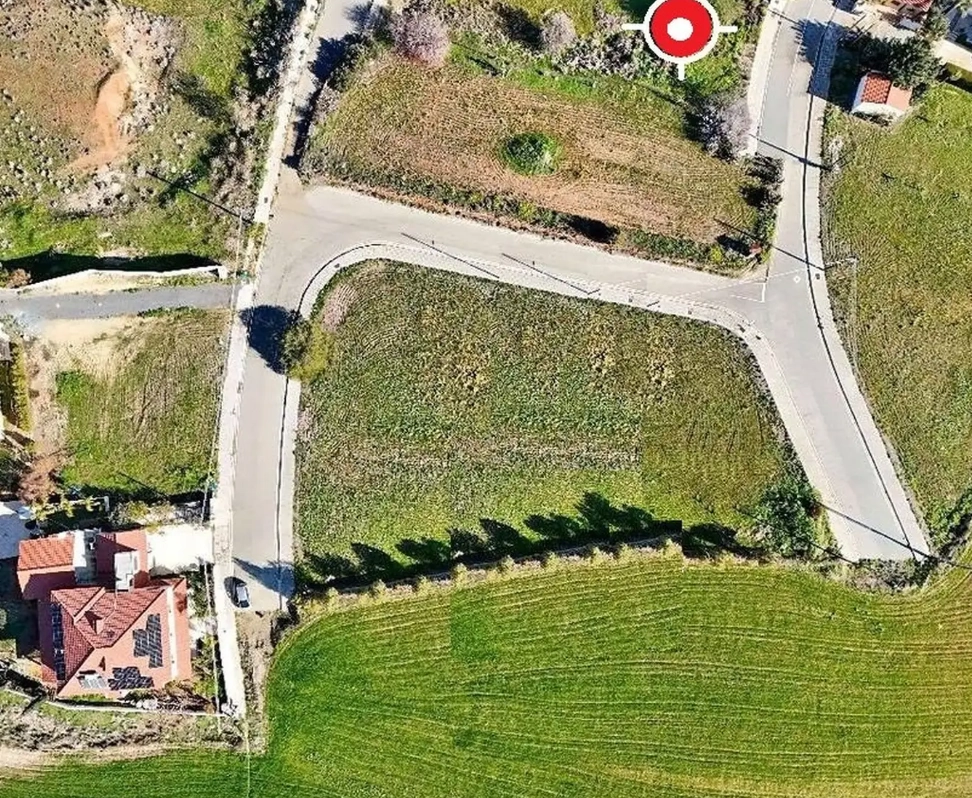 598m² Plot for Sale in Pano Deftera, Nicosia District