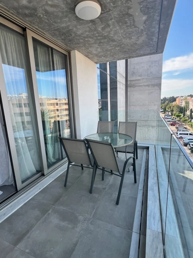 2 Bedroom Apartment for Sale in Paphos – Universal