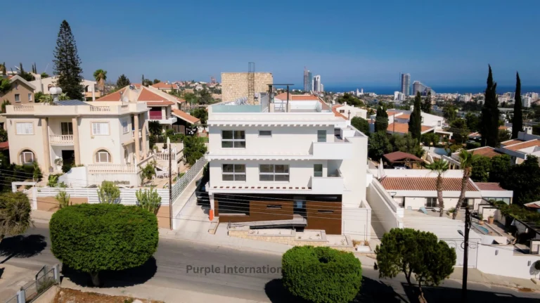 2 Bedroom Apartment for Sale in Germasogeia, Limassol District