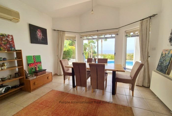3 Bedroom House for Sale in Sea Caves, Paphos District