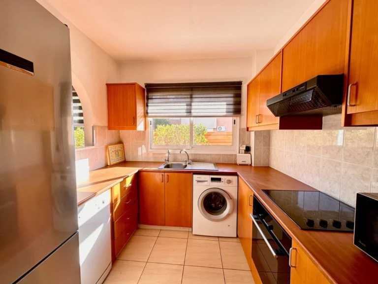 3 Bedroom House for Sale in Paphos – Universal